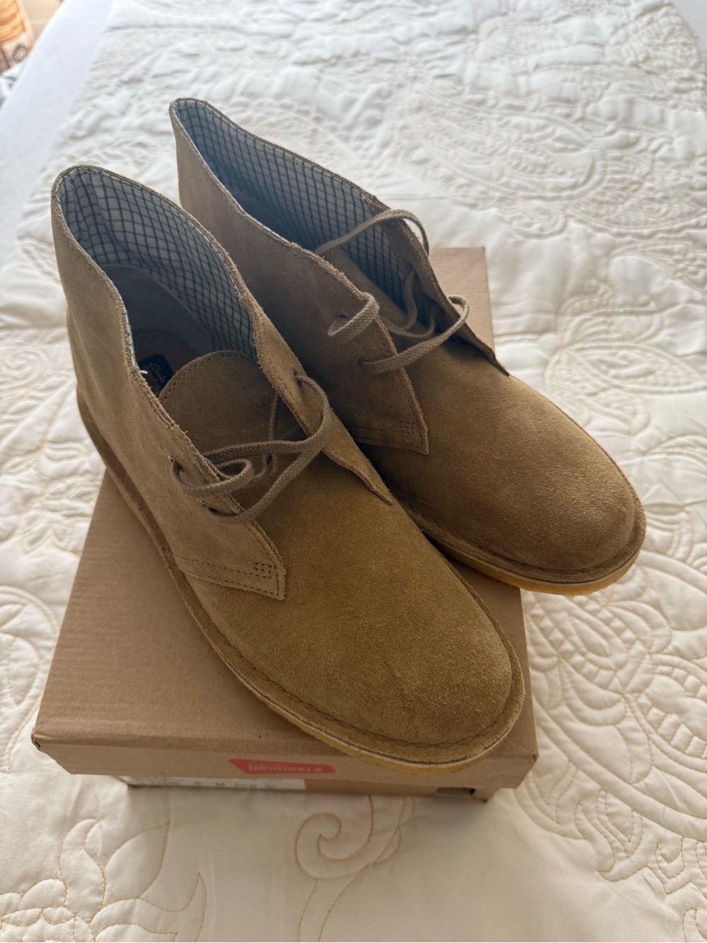 Clarks Desert Boot Women’s Tan Suede Tan